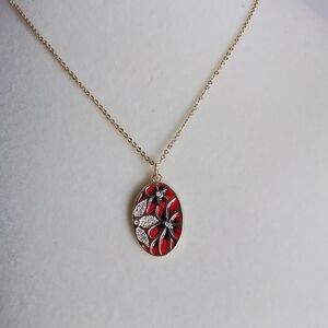 Elegant Red and Gold Floral Pendant Necklace